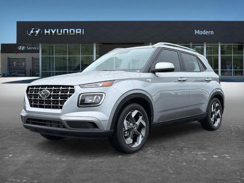 New 2026 Hyundai Venue SEL FWD image 1