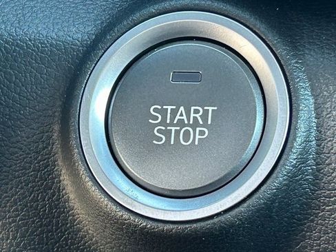 Used 2022 Hyundai Kona Limited w/ Cargo Package image 15