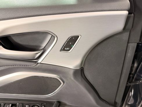 Used 2024 Acura RDX SH-AWD image 23