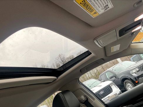 Used 2023 Honda Civic Touring image 21