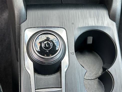 Used 2024 Ford Escape ST-Line image 16