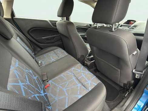 Used 2011 Ford Fiesta SE w/ 203A Rapid Spec Order Code image 22