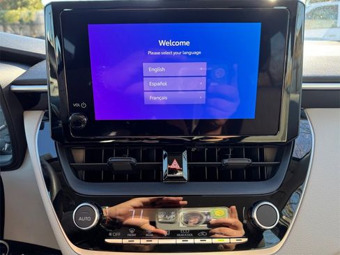 Used 2024 Toyota Corolla LE image 22