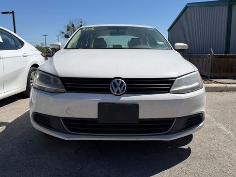 Used 2013 Volkswagen Jetta SE image 2