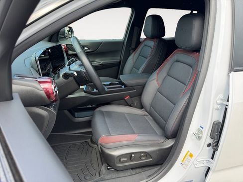Used 2025 Chevrolet Equinox RS AWD/4WD image 7