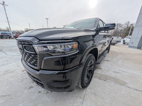 New 2026 RAM 1500 4x4 Crew Cab image 8
