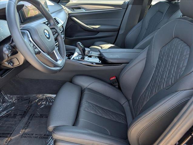 Used 2023 BMW 540i w/ Convenience Package RWD image 17