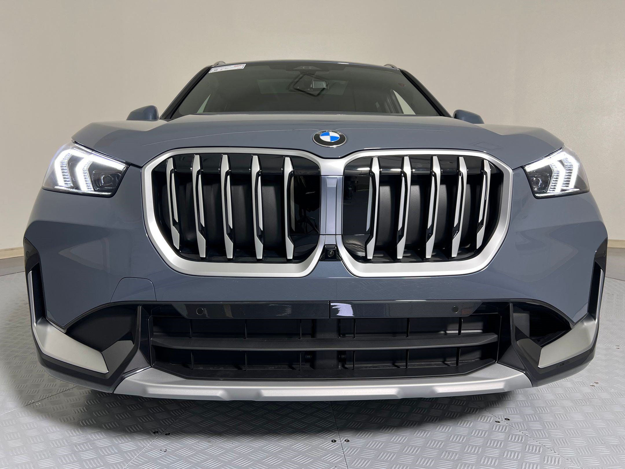 Used 2026 BMW X1 xDrive28i w/ Technology Package AWD/4WD image 5