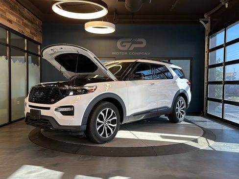 Used 2020 Ford Explorer ST w/ Premium Technology Package AWD/4WD image 25