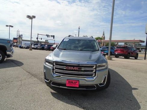 Used 2023 GMC Acadia SLT w/ Trailering Package AWD/4WD image 2