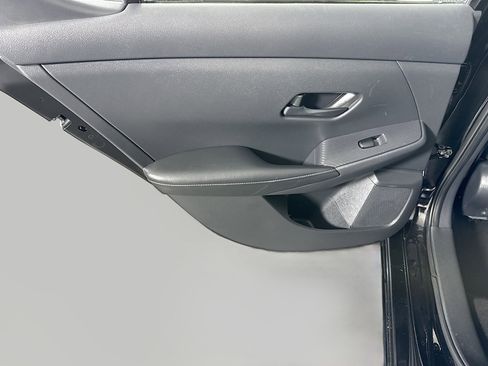 Used 2024 Nissan Sentra SV FWD image 26