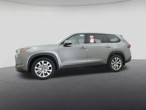 New 2026 Toyota Grand Highlander Limited image 18