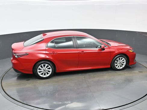 Used 2024 Toyota Camry LE image 40