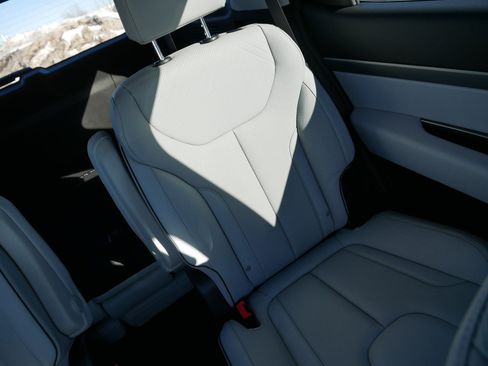 Used 2025 Hyundai Palisade SEL AWD/4WD image 14
