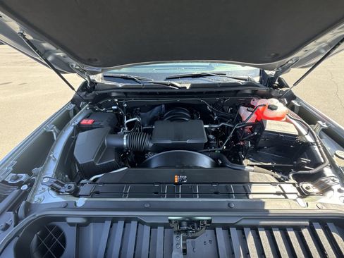 New 2026 GMC Sierra 2500 AT4 w/ AT4 Premium Plus Package AWD/4WD image 18
