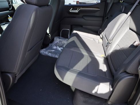 New 2026 GMC Sierra 1500 Elevation image 17