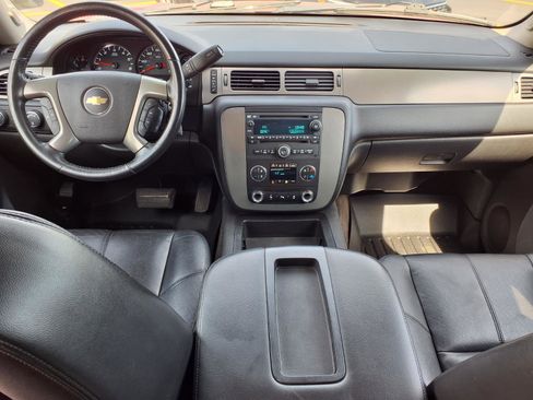 Used 2012 Chevrolet Suburban LT w/ Suspension Package, Off-Road AWD/4WD image 12