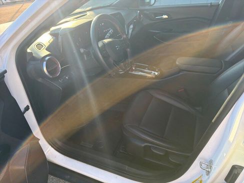 Used 2024 Chevrolet Trax RS w/ Driver Confidence Package image 9