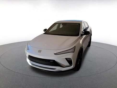 Used 2025 Buick Envista Sport Touring image 7