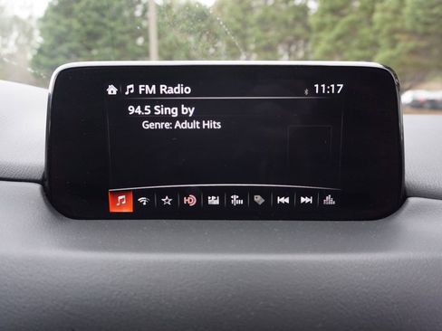 Used 2018 MAZDA CX-5 Touring w/ Preferred Equipment Package image 9