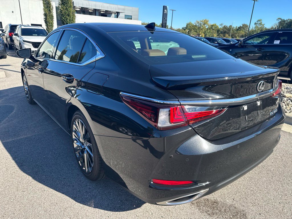 Certified 2025 Lexus ES 350 Ultra Luxury FWD image 6
