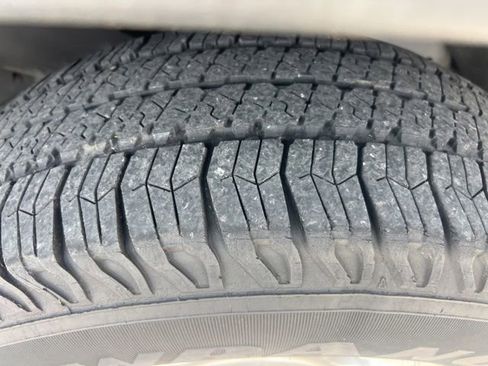 Used 2011 Toyota FJ Cruiser 4WD w/ Convenience Pkg image 14