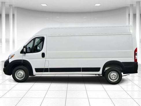 New 2026 RAM ProMaster 2500 w/ Convenience Group image 6