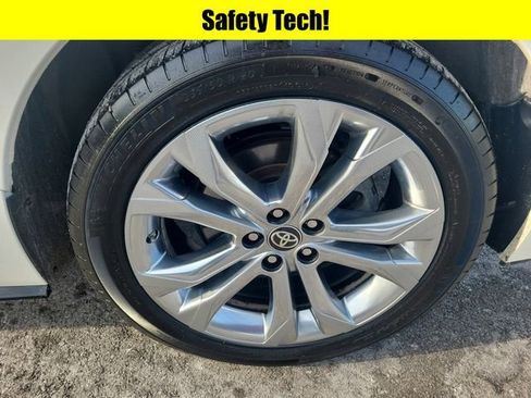 Used 2021 Toyota Sienna Platinum image 7