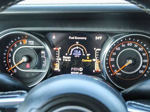 Used 2020 Jeep Gladiator Overland image 22