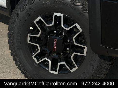 New 2026 GMC Sierra 2500 AT4X AWD/4WD image 9
