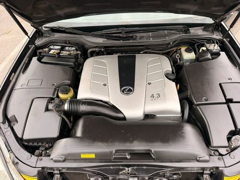 Used 2003 Lexus LS 430 image 36