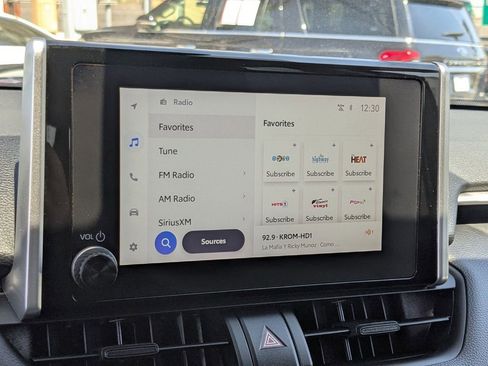 Used 2025 Toyota RAV4 XLE image 20