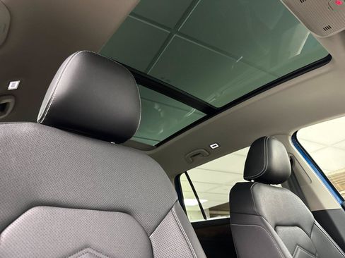 Used 2026 Volkswagen Atlas SE w/ Panoramic Sunroof Package AWD/4WD image 17