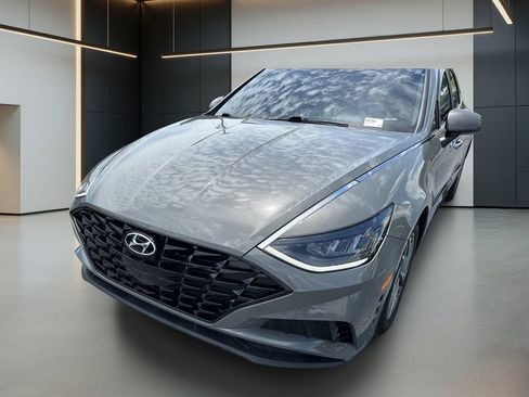 Used 2023 Hyundai Sonata SEL w/ Convenience Package FWD image 11