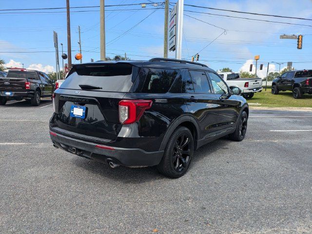 Used 2023 Ford Explorer ST-Line w/ Class IV Trailer Tow Package RWD image 5