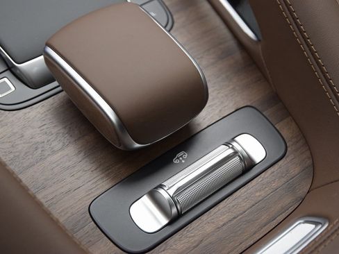 New 2026 Mercedes-Benz GLE 53 AMG AMG GLE 53 image 28