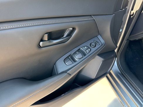 Certified 2025 Nissan Sentra S image 10