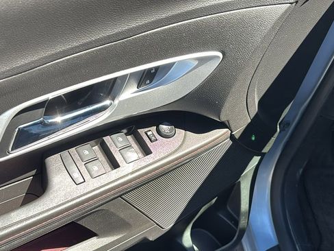 Used 2014 Chevrolet Equinox LT FWD image 14