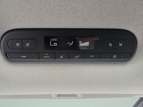 New 2026 Hyundai Palisade Limited FWD image 14