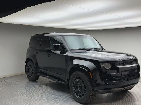 New 2026 Land Rover Defender 110 OCTA AWD/4WD image 8