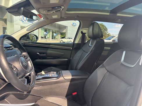 Used 2022 Hyundai Tucson Limited image 10