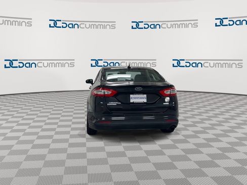 Used 2013 Ford Fusion SE FWD image 7