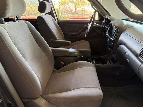 Used 2004 Toyota Sequoia SR5 RWD image 15