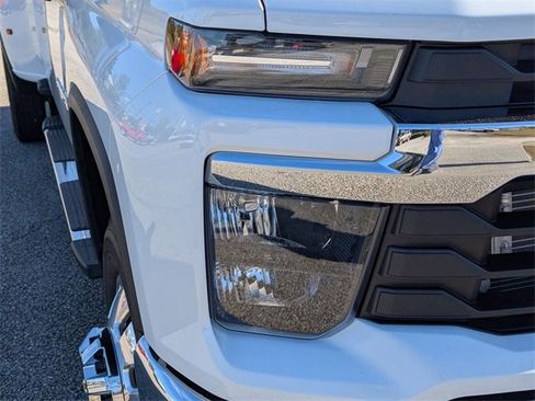 New 2026 Chevrolet Silverado 3500 LT w/ All Star Edition image 13