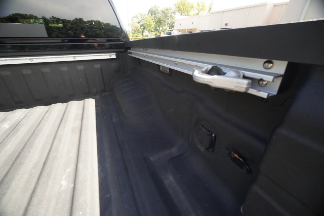 Used 2023 Nissan Frontier SV w/ SV Convenience Package RWD image 13