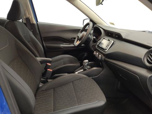 Used 2021 Nissan Kicks S image 21