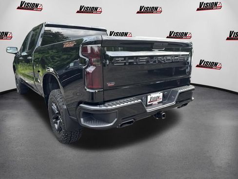 Used 2022 Chevrolet Silverado 1500 Custom Trail Boss w/ Midnight Edition AWD/4WD image 7