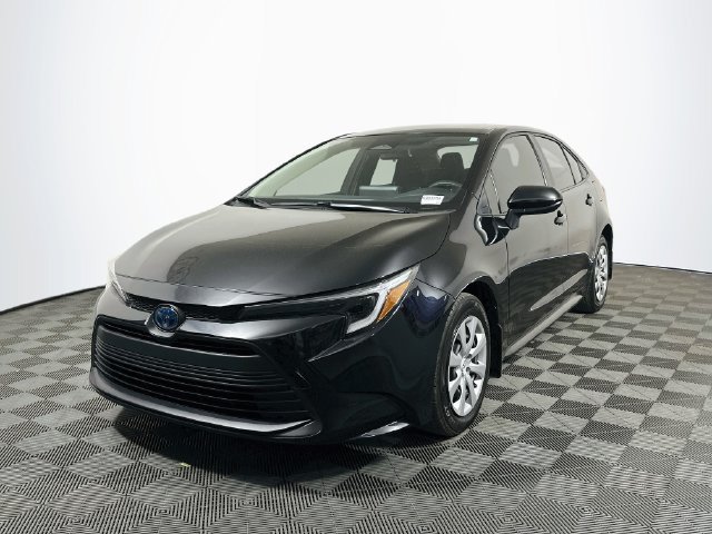 Used 2024 Toyota Corolla LE FWD image 4