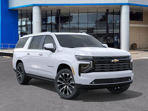 New 2026 Chevrolet Suburban High Country image 7