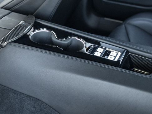 New 2025 Karma Revero Luxury RWD image 43